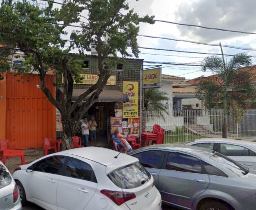 Indivíduo tenta arrombar bar/lanchonete no centro de Sete Lagoas 
