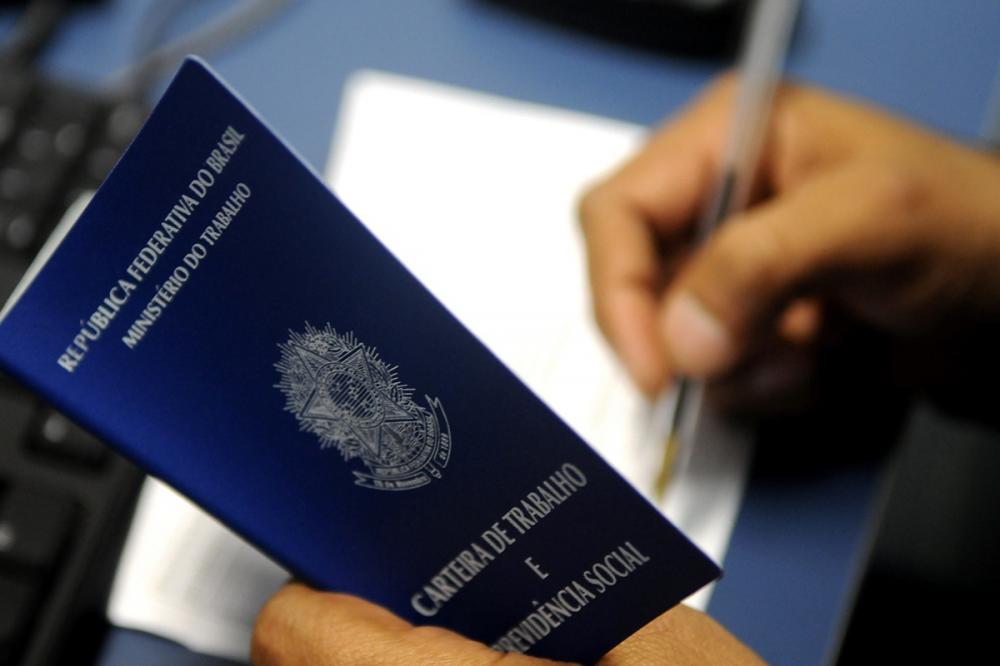 Confira as vagas de emprego ofertadas nesta terça-feira (7), na Uai Sine de Sete Lagoas