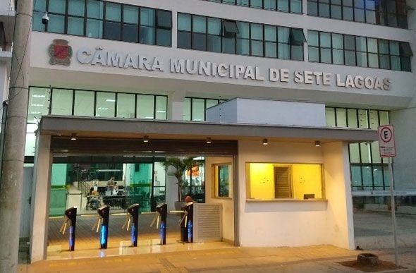 Projeto de Lei para retorno de vantagens por tempo de serviço aos servidores públicos é protocolado na Câmara de Sete Lagoas