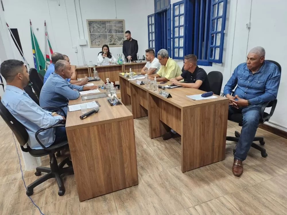 URGENTE: Por unanimidade, vereador é destituído da presidência da Câmara Municipal de Funilândia