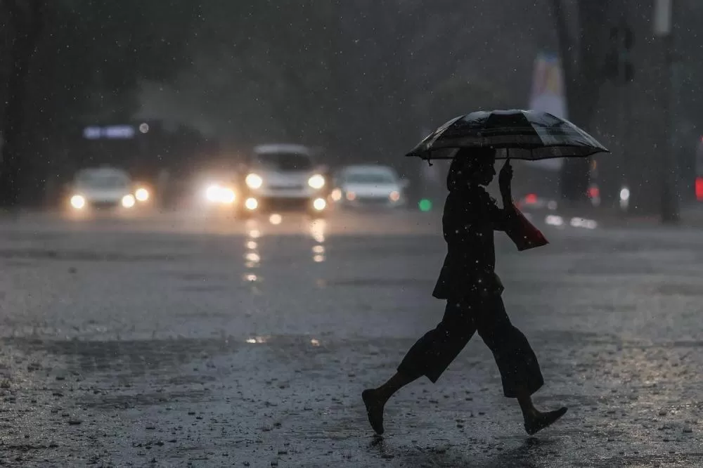 Após 175 dias de seca, chuva que atinge Sete Lagoas e região pode ser considerada ácida?