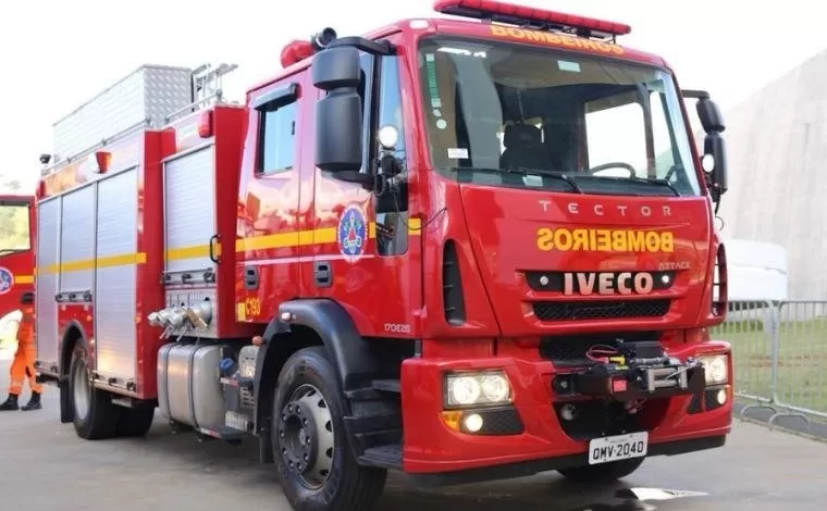 Encomenda explode em agência dos Correios e deixa funcionário ferido em BH