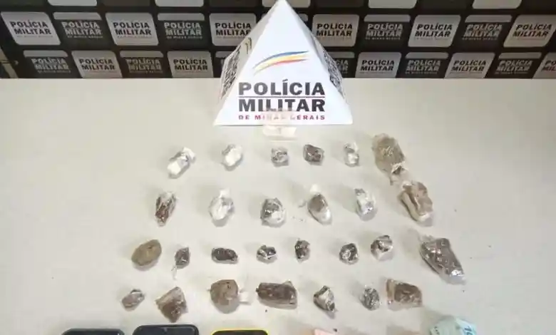 Polícia Militar apreende drogas e detém três suspeitos em Matozinhos