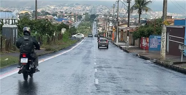 Avenida Prefeito Alberto Moura tem trecho de 5 km da totalmente recapeado