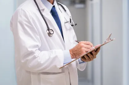 Anestesistas são investigados por suspeita de fraudes em cirurgias do SUS em Minas Gerais