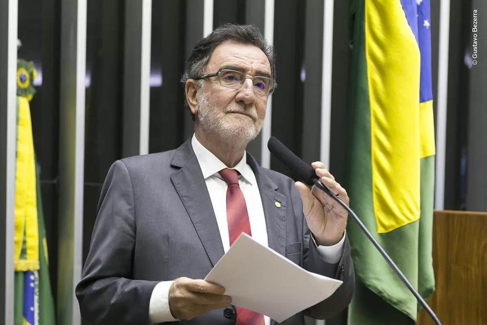 Patrus defende união do PT e articulação para formar chapa forte em Minas