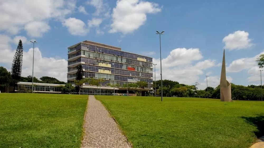 UFMG aprova curso inédito de Secretariado Português/Chinês com intercâmbio na China