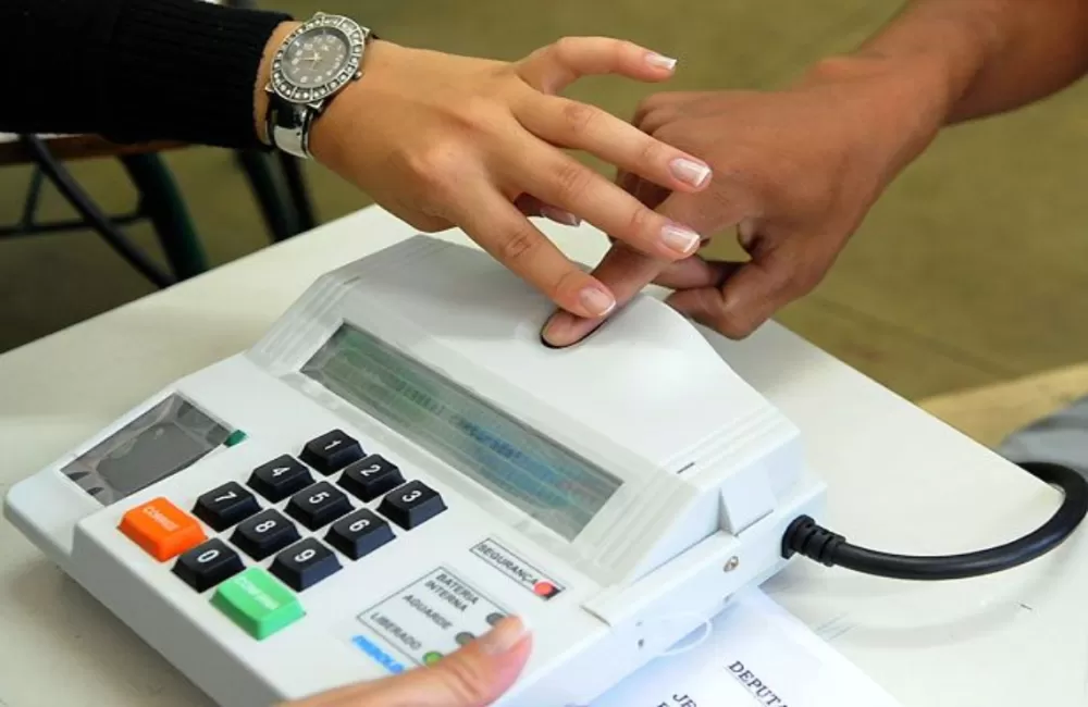 Eleitor sem biometria poderá votar nas Eleições 2026; entenda as regras