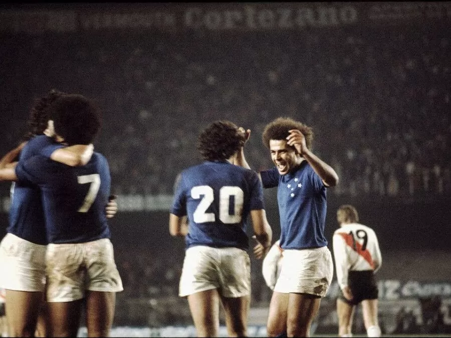 Cruzeiro celebra 50 anos do primeiro título da Libertadores da América