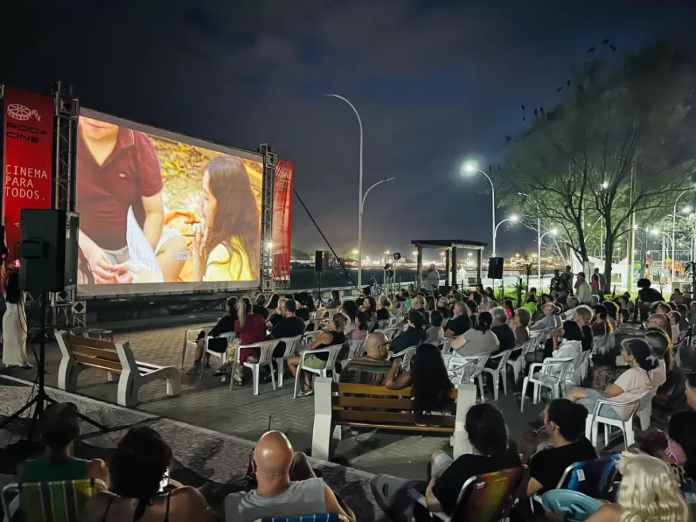 Cinema, música e atividades culturais movimentam Pedro Leopoldo neste sábado