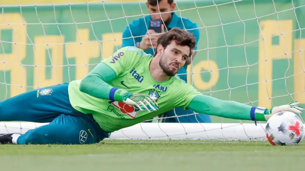 Prestes a jogar pelo Brasil, Otávio se declara ao Cruzeiro: “Tudo que tenho devo ao clube”