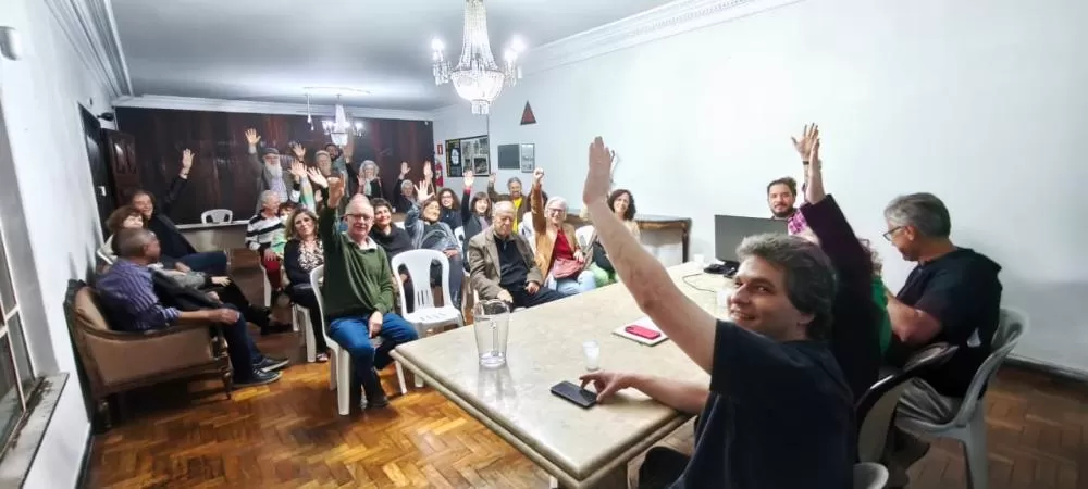 Sindicato dos Jornalistas de Minas Gerais tem conta banida no Instagram e aciona a Justiça contra a Met