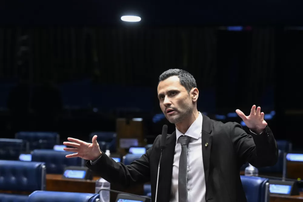 Equipe de transição de Cleitinho se reúne com governo de Mateus Simões nesta sexta